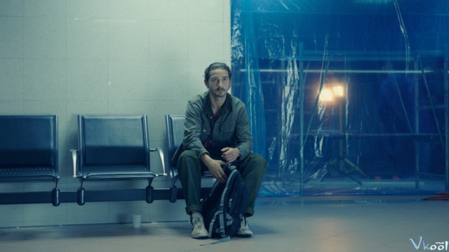 Xem Phim Thay Đổi Khi Tôi Gặp Em - Charlie Countryman - Vkool.Net - Ảnh 2